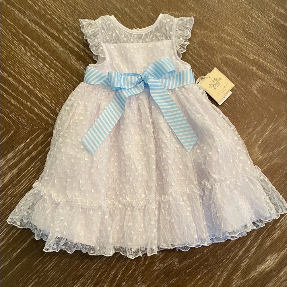 Beautiful NWT Laura Ashley Dress 2T